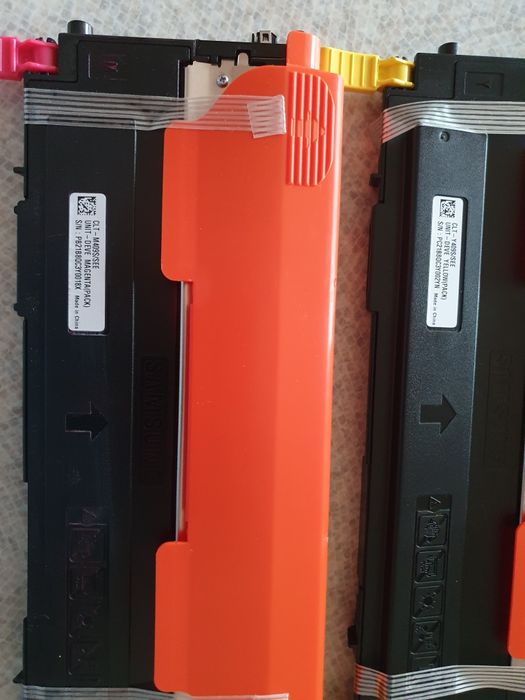 Продаю комплект оригінальних картриджей Samsung для лазерного принтера