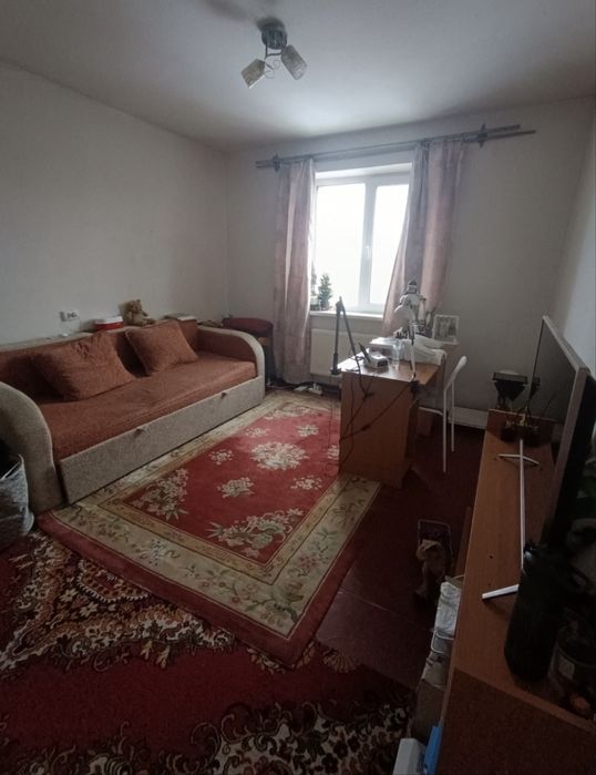 Продается 1-комнатная квартира на левом берегу, 1 мкр