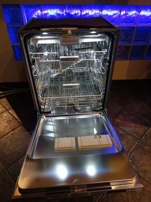 Zmywarka Miele do pół zabudowy G6510 SCi, LED 6 m-cy gwarancji