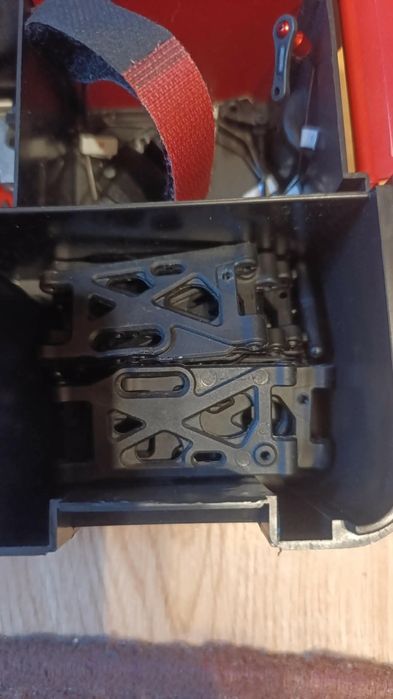 LC RACING EMB PRO i LC RACING EMB EDU sprzedam dwa modele buggy w skali 1:14