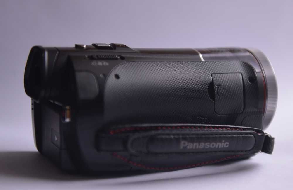 Kamera Panasonic HC-X900 3MOS FULL HD Czarna