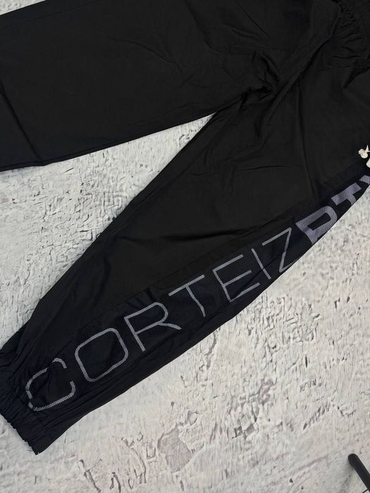 Нейлонові штани Corteiz (рефлективні)