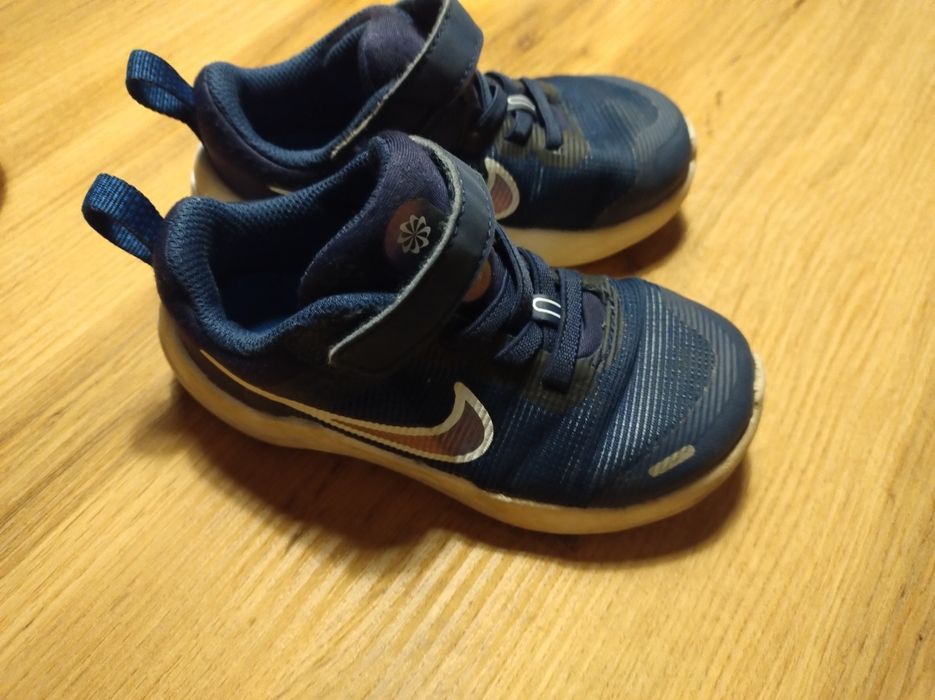 Adidasy chłopięce nike