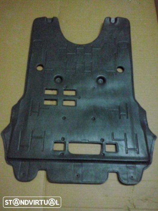 Resguardo do motor Citroen C4 / Peugeot 308 (Novo)