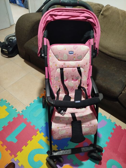 Stroller436898891606282240