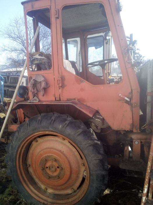 Продам трактор Т-16