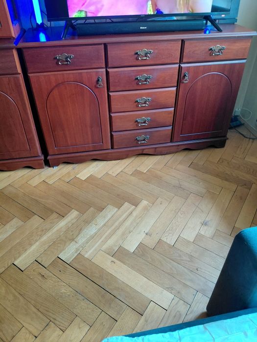 Zestaw mebli z litego drewna
