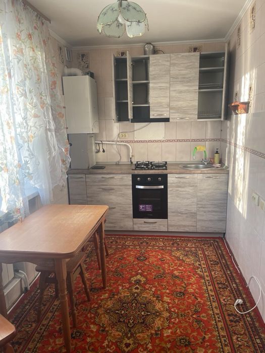 Святопетрівське Продам 2 х кімнатну квартиру .