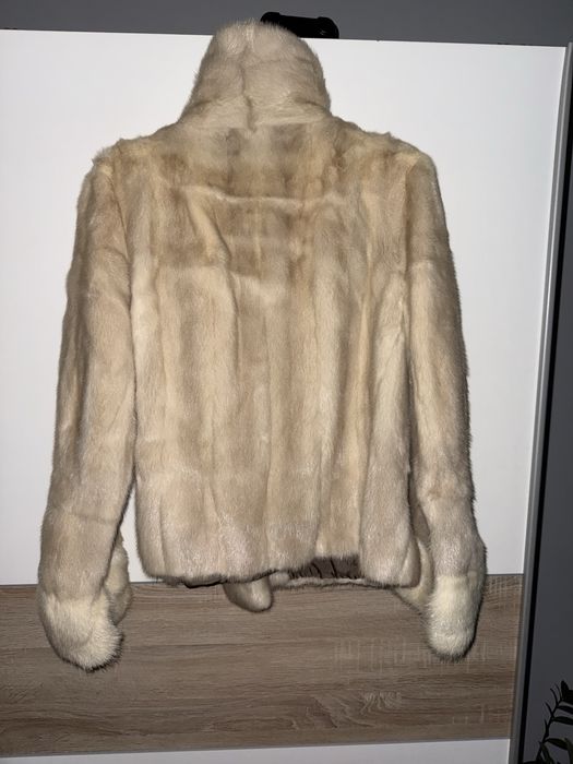 Шубка из норки натуральная
