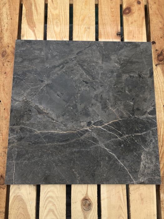 Плитка на підлогу 60 на 60 коричнева