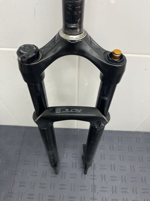 Suspensao rockshox judy 29