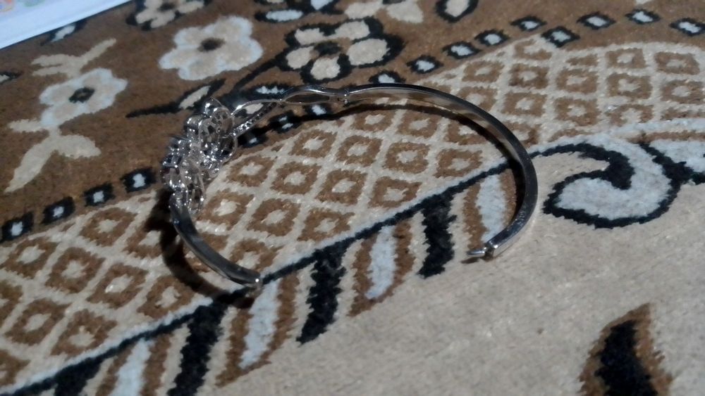 Продам браслет біжутерія