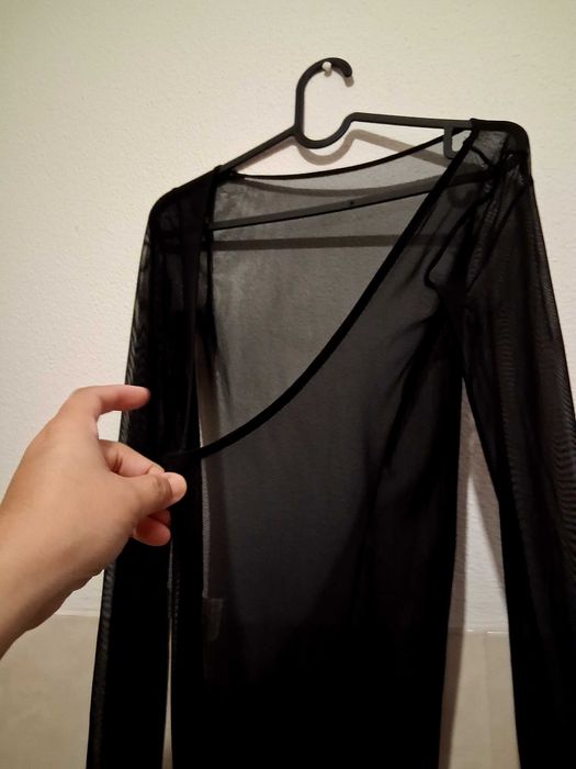 Vestido Pull&Bear,com biquíni brasileiro.