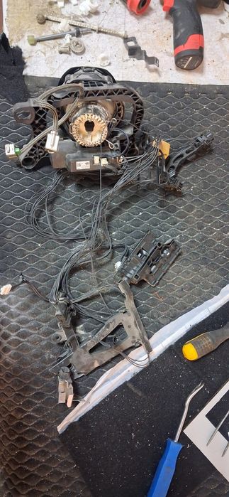 Адаптивна лінза VW