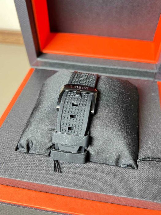 Годинник Tissot PRX Powermatic 80 T137.907.97.201.00