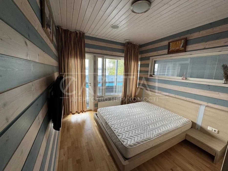 Оренда стильного будинку з басейном