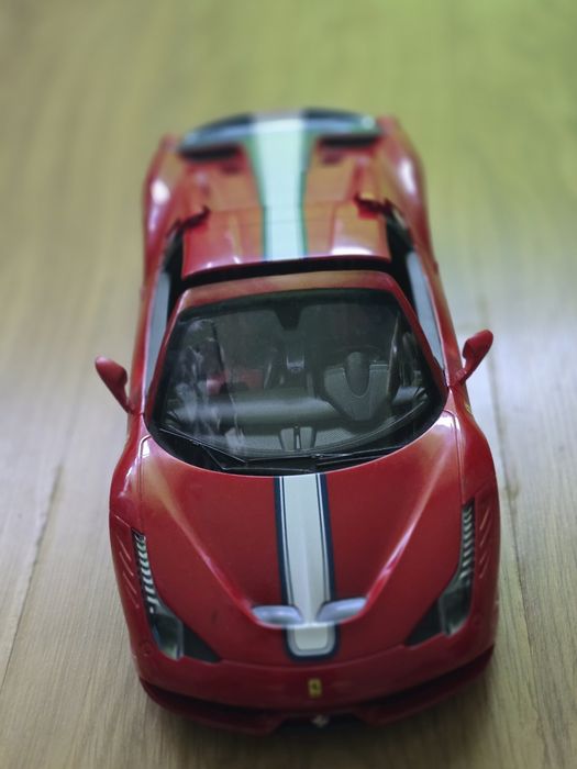 Samochód zdalnie sterowany Ferrari skala 1/14  Rastar