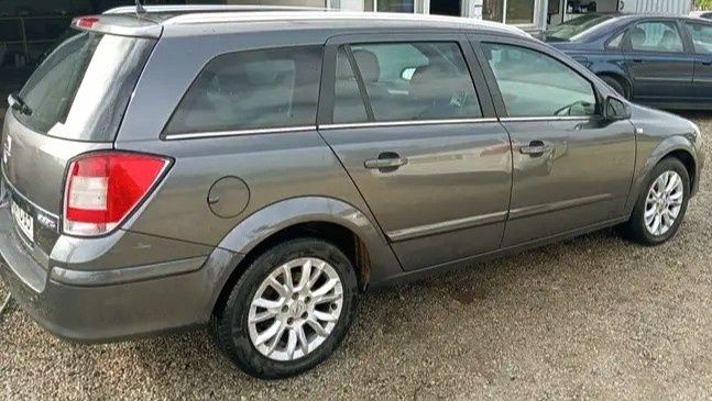 Opel astra station 1.7 CDTI 2009