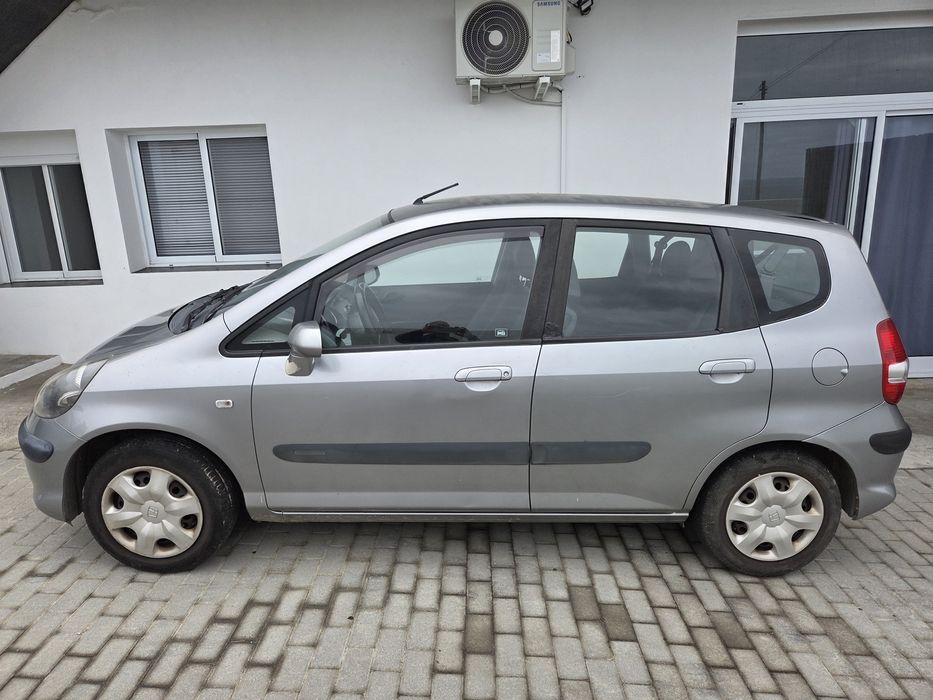 Honda jazz 2005 com 179.000km