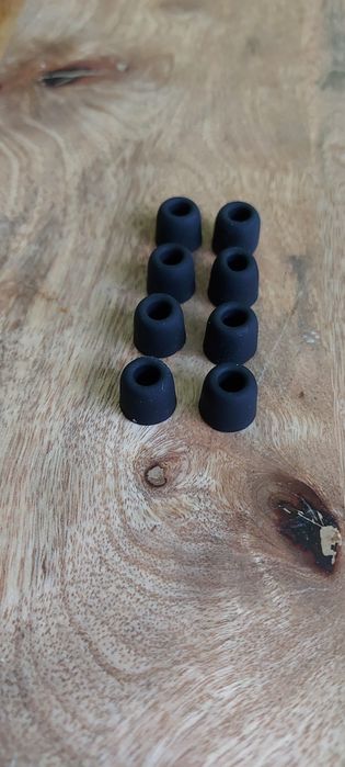 Nowe pianki czarne do słuchawek. Tulejki 4-5 mm.