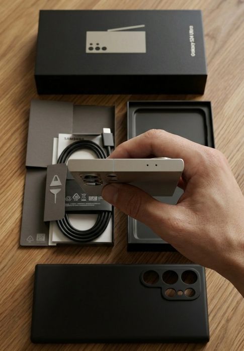 Samsung S24 Ultra - 12/ 1 TB,  2 фіз. СІМ + еСІМ, EU, Snap 8 gen 3!