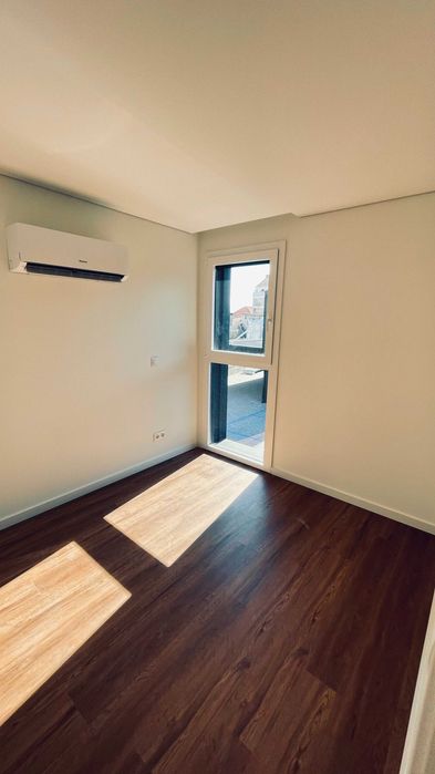 Apartamento T2 de Luxo para Arrendamento(PORTO)RUA SILVA BRINCO S MAMEDE INFESTA, PORTO