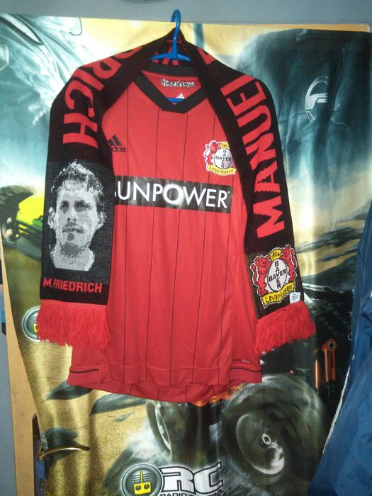 Bayer Leverkusen +szalik
