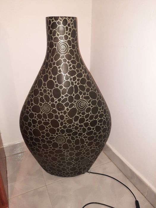 Candeeiro em fibra de vidro