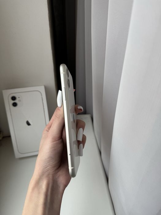IPhone 11 128 GB White. Айфон 11 128 ГБ Білий.