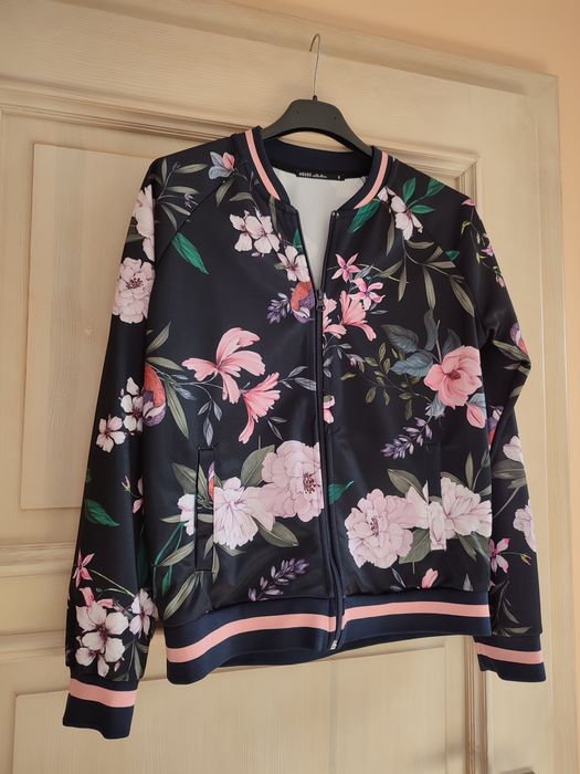 Kurtka bomberka bluza bejsbolówka w kwiaty House 36 S