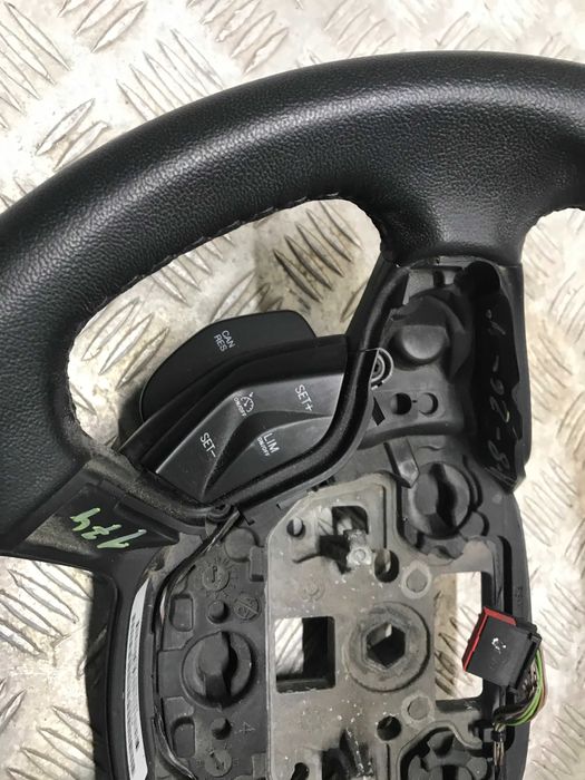 Ford Kuga mk2 kierownica Jak nowa oryginał full opcja