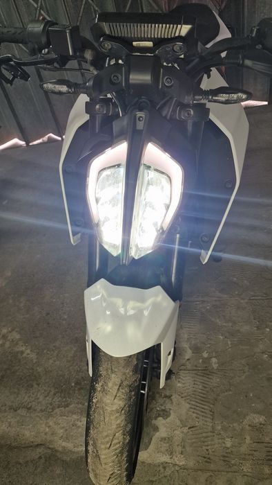 KTM Duke 125 Ano 2022