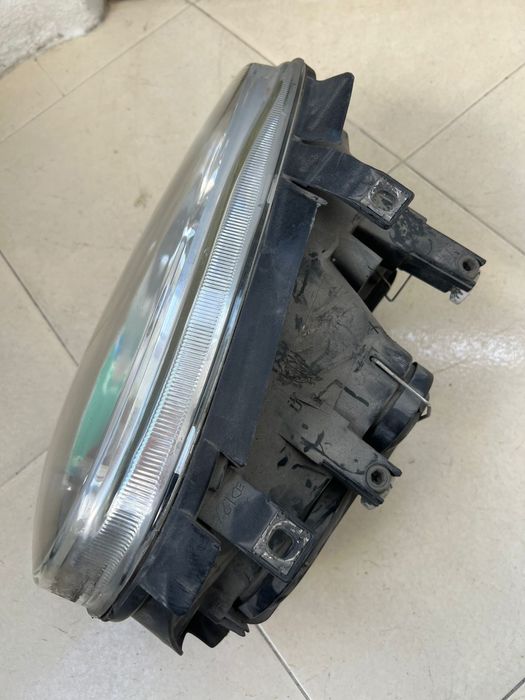 Farol VW Golf IV c/ nevoeiro
