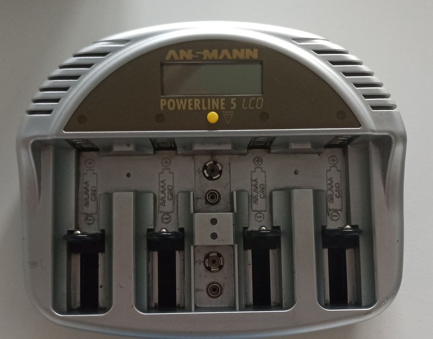 Ładowarka ANSMANN Powerline 5 LCD do akumulatorów AAA/AA