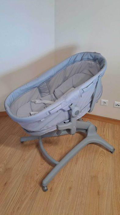 Conjunto ChiccoBabyHug 5 em 1 Pro (bom estado+acessórios:mesa+colchão)
