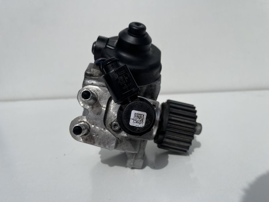 Тнвд топливный насос Passat B6 паливний насос 2.0 TDI дизель 03L130755