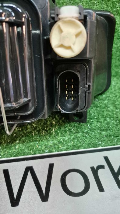 Otica Farol Esquerdo Seat Leon 1M Toledo 1M Ref. 445-1109L-LD-EM NOVO