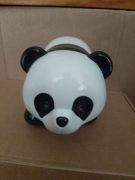 Panda Eléctrico Pilhas