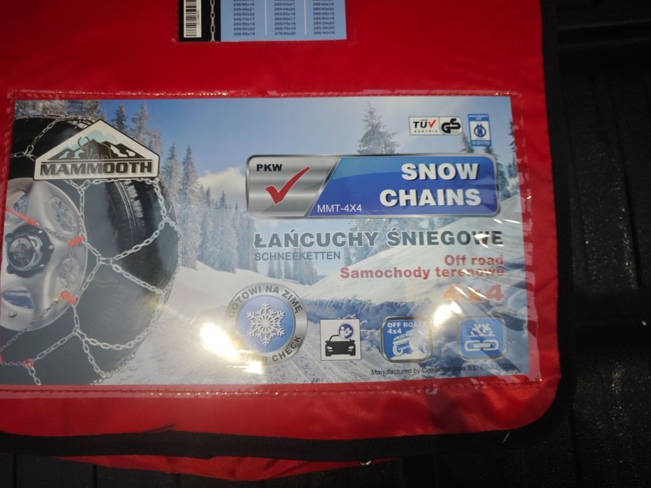 Łańcuchy śniegowe 4x4 suv terenowy dostawczak nowe dwa komplety
