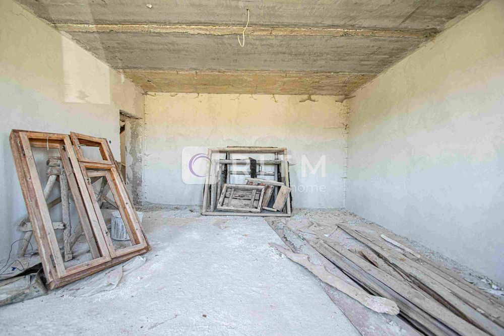 Будинок 200 м2  за вул. Топольна (м. Бережани)