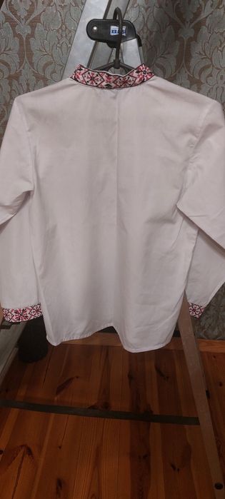 Продам вишиванку на хлопчика