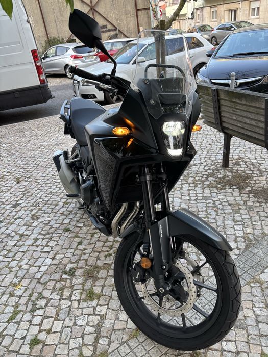 Moto hoda NX 500
