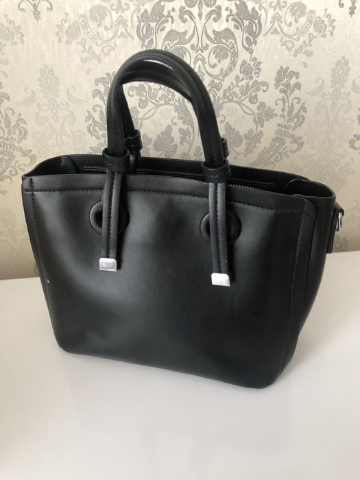 Сумки жіночі по 200 грн