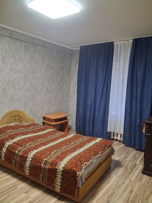 Сдам квартиру  посуточно/почасово житло подобово на Черёмушках