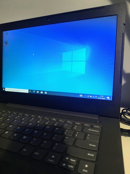 Laptop Lenovo V130-14IKB (81HQ00DGPB), i5, M2, Win 10 Pro