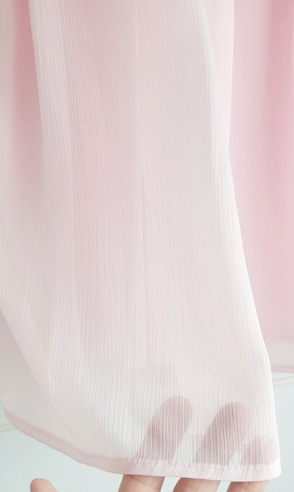 Pudrowa sukienka 128