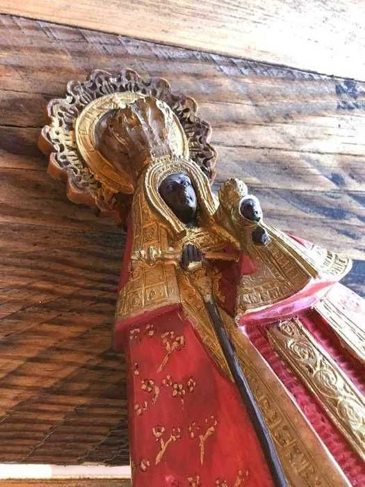 Santa de Guadalupe em Resina, excelente estado