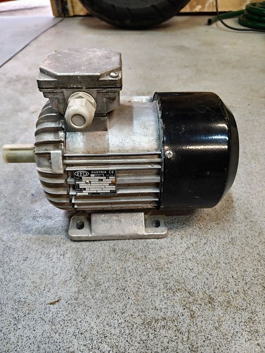 Silnik indukcyjny FFD Austria DPIH 80 B/2