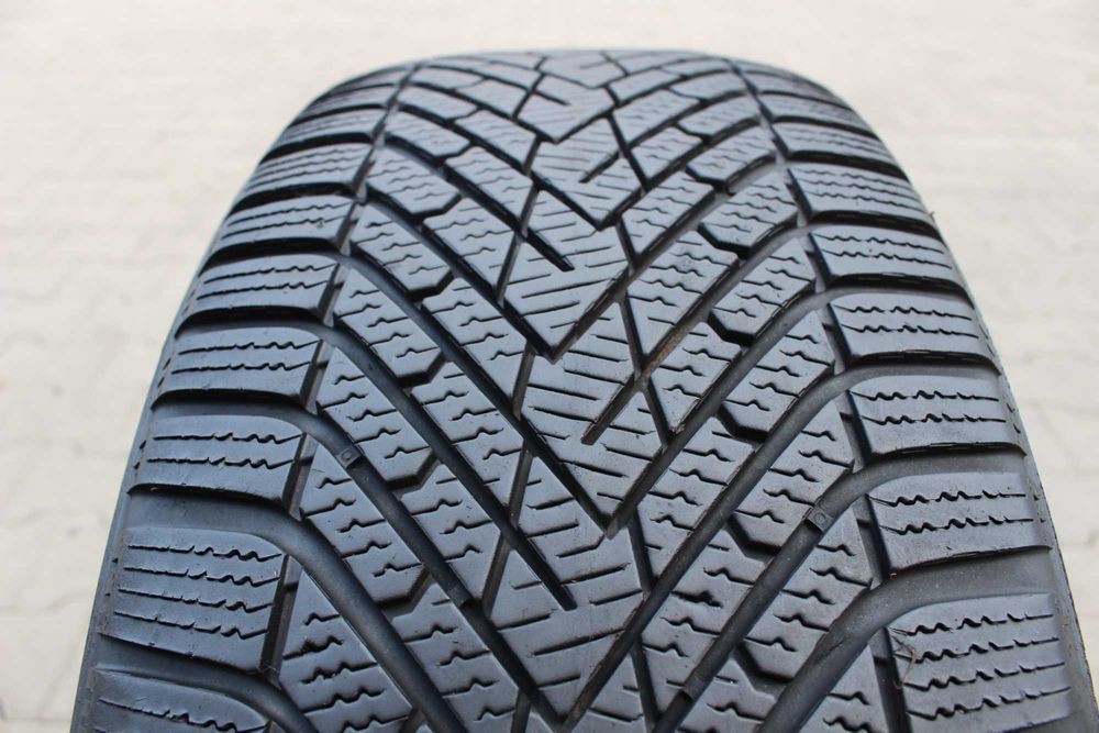 Opona zimowa 235/55/19 Pirelli Winter Scorpion 105H 2023