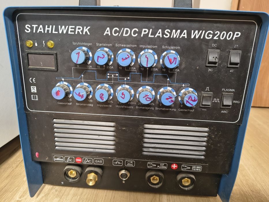 spawarka inwertorowa wielofunkcyjna STAHLWERK AC/DC Plasma WIG 200P.